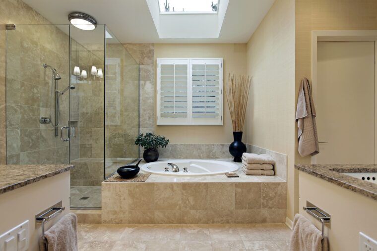 Ванная комната с душевой кабиной: дизайн, обзор лучших идей и советы по оформлению